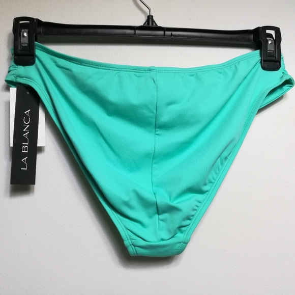 La Blanca NWT side shirred hipster bikini bottom - Picture 2 of 6